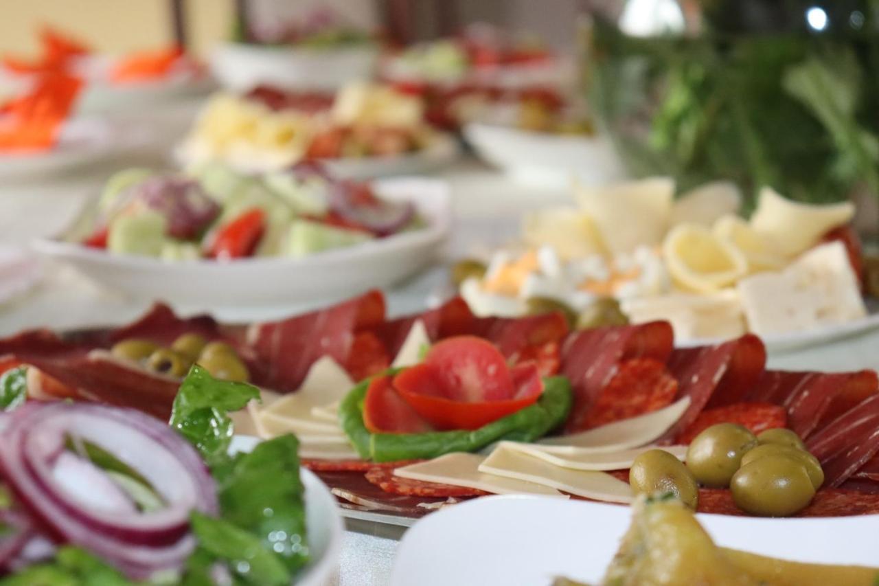 Restoran & Motel Manjez Bijelo Polje Ngoại thất bức ảnh